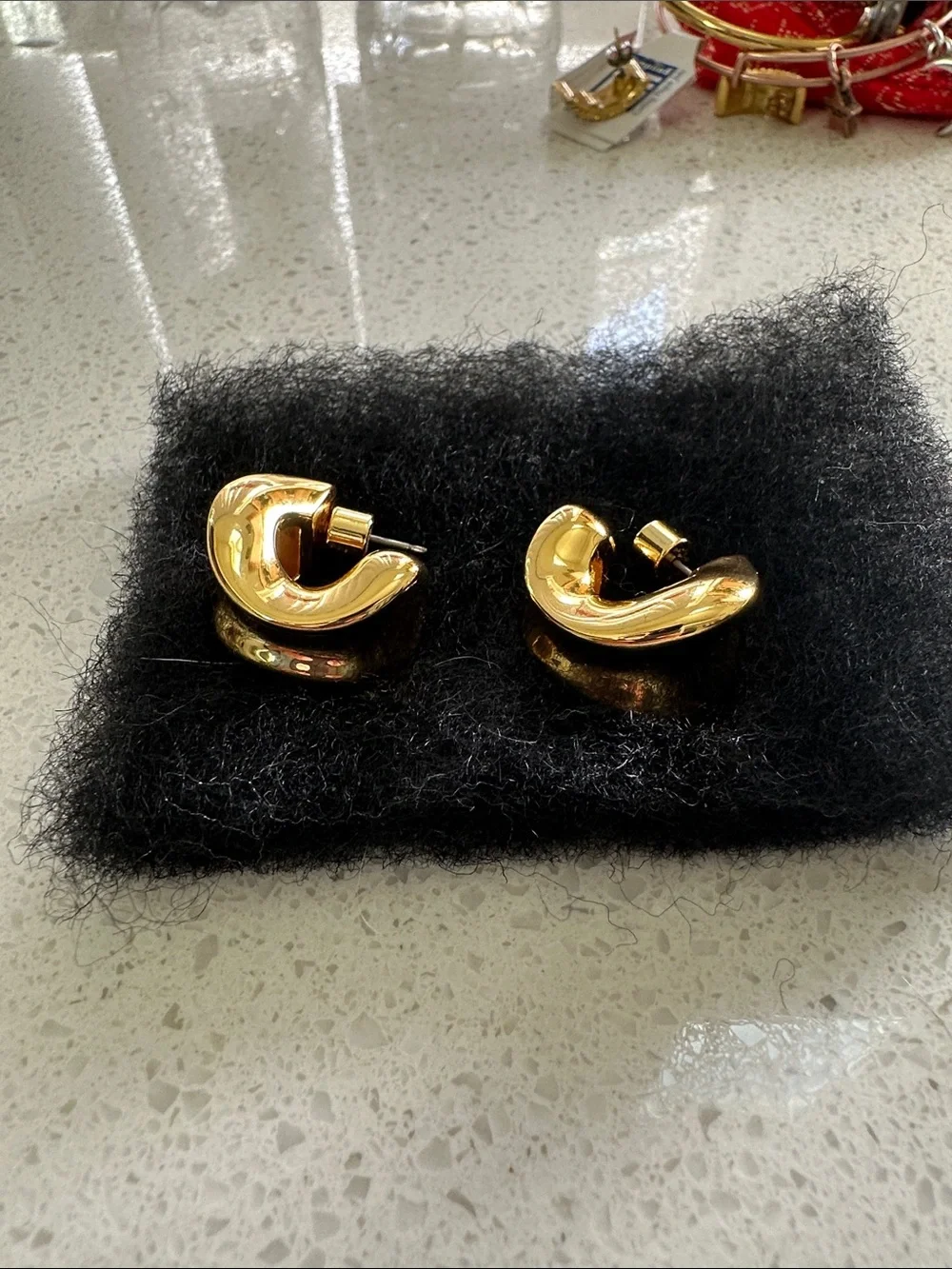 Chunky Doune Hoops - Picture 6 of 8